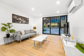 Spacious and Modern 2BR in Prime Location Burwood